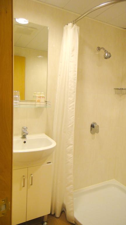 Causeway Bay Inn Hong Kong Exterior photo